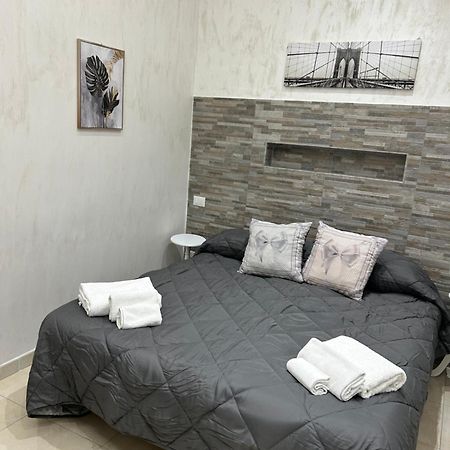 Dany House Apartment Catania Bagian luar foto